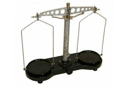 Весы технические аптечные ва 4м, Ступки с пестиком фарфоровые.СССР