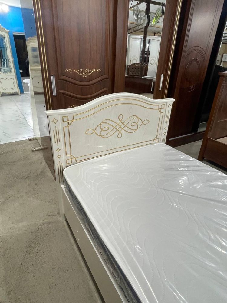 Кровать Kravat роза