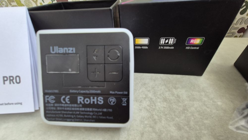 Ulanzi VL49 RGB PRO LED лампа 2500mAh