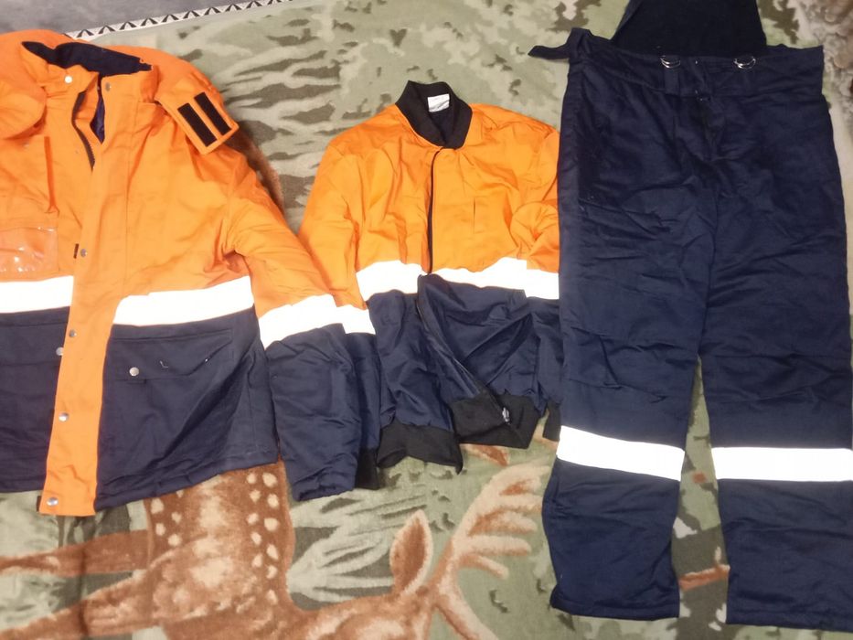 Продам спецодежду