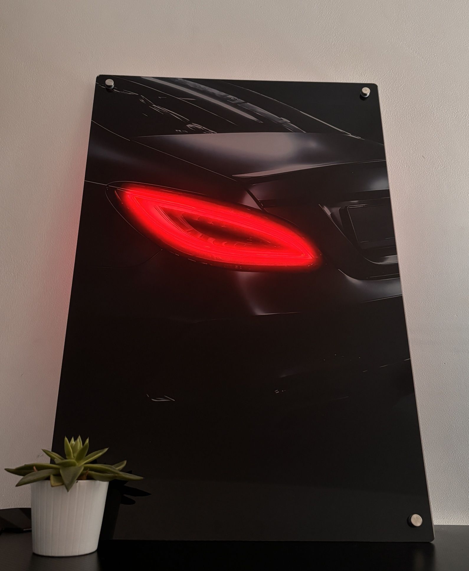 Cadoul perfect pentru pasionatii auto