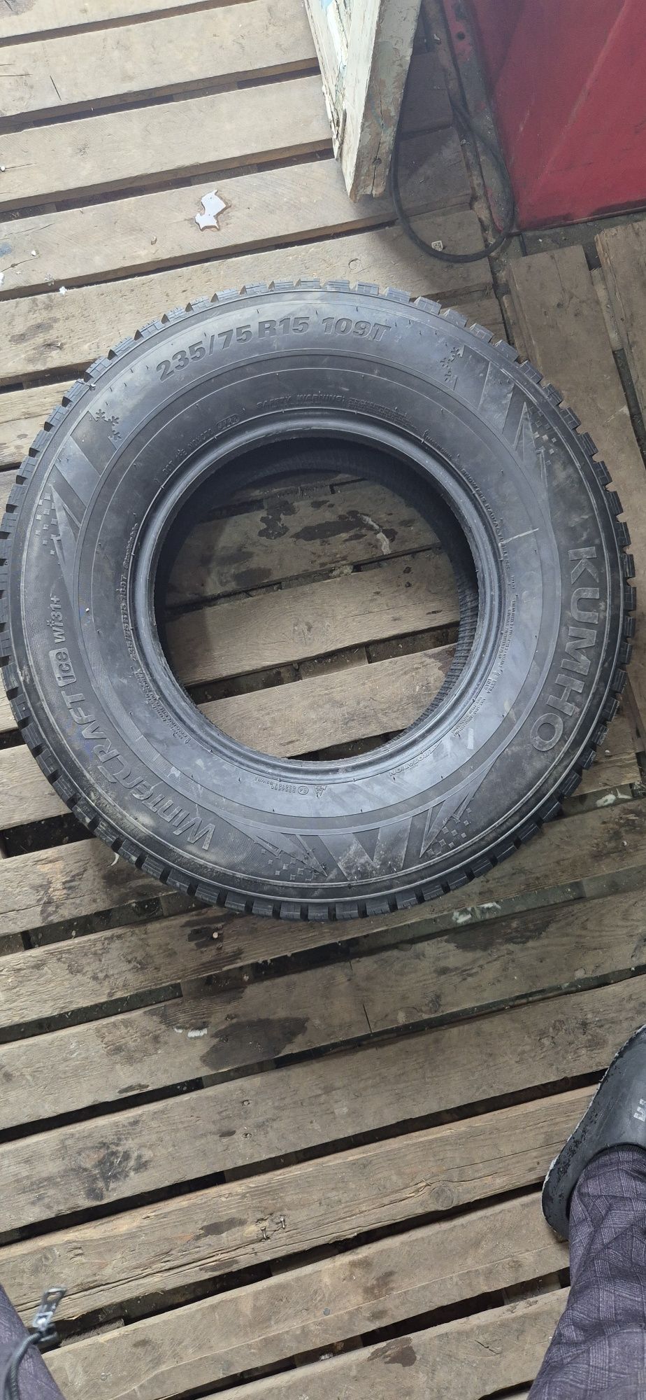 Продам резину r 15