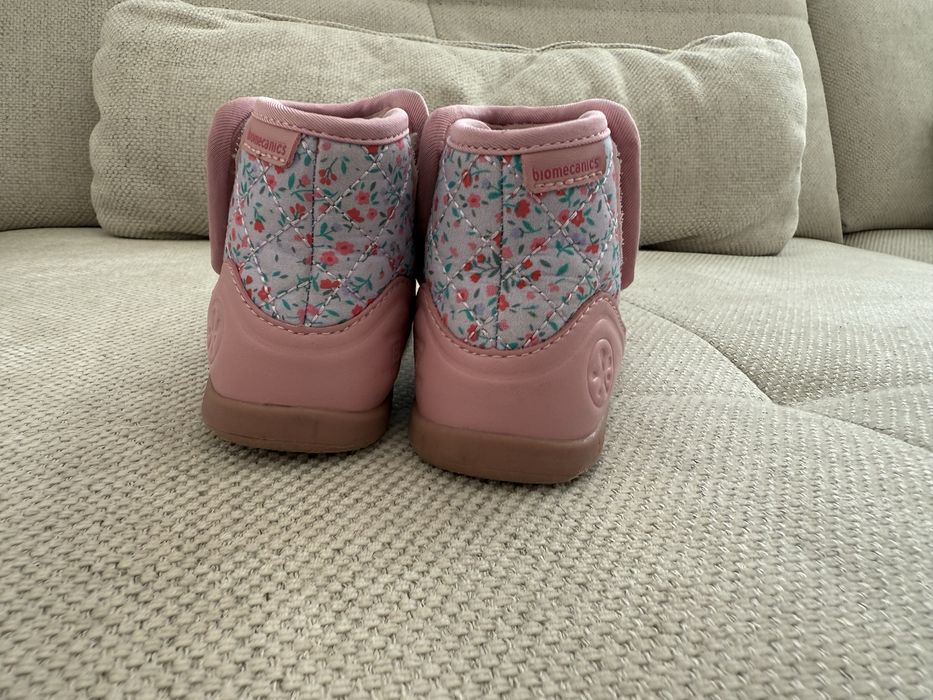 Кожени боти Biomecanics номер 23