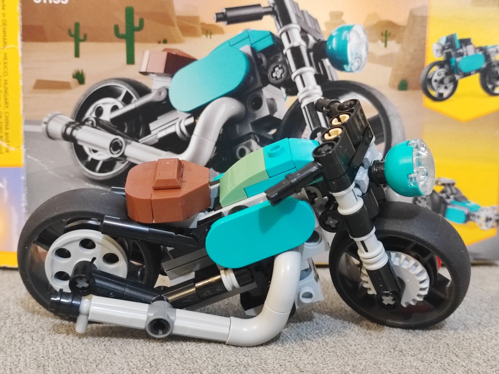 Lego creator 31135 motocicleta