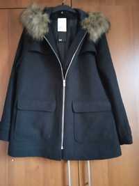 H&M ново късо палто с цип и качулка.40 размер