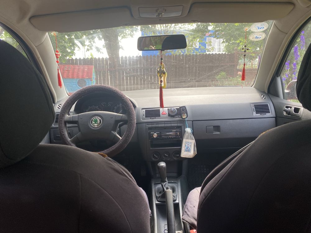 Skoda fabia 1.2 avariată