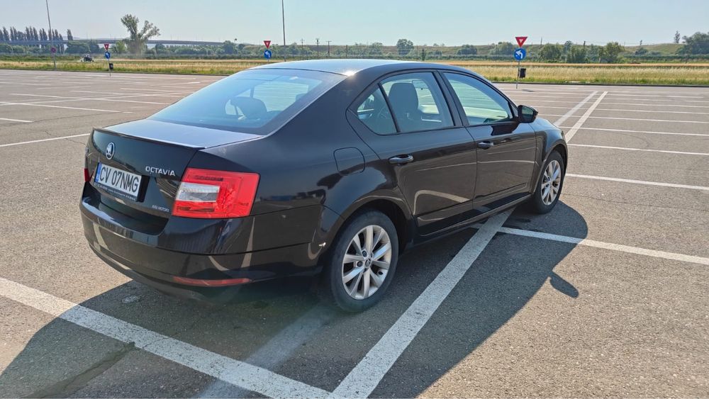 Skoda Octavia Smart 1.5 TSI 150 CP
