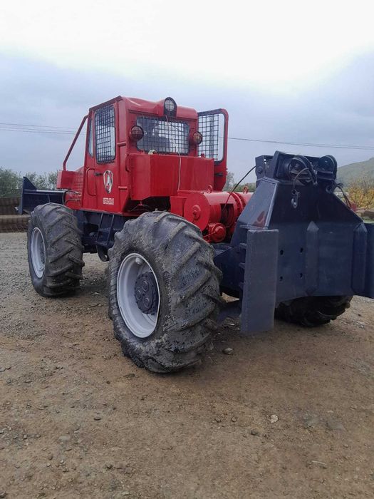 Vand Tractor Articulat Forestier
