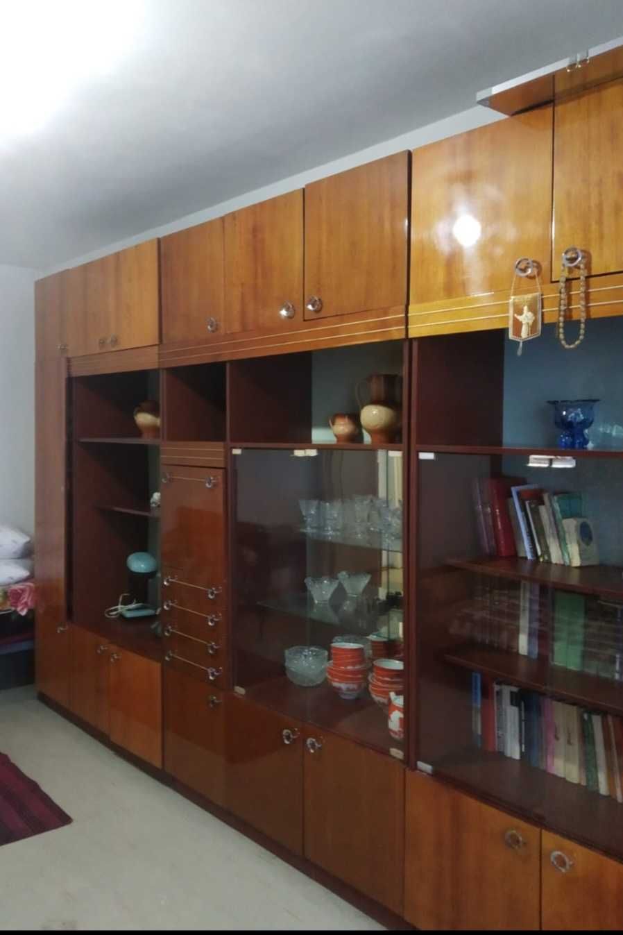Продаю стенку, тахту