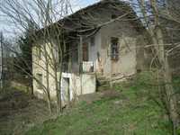 Къща в село Драгана