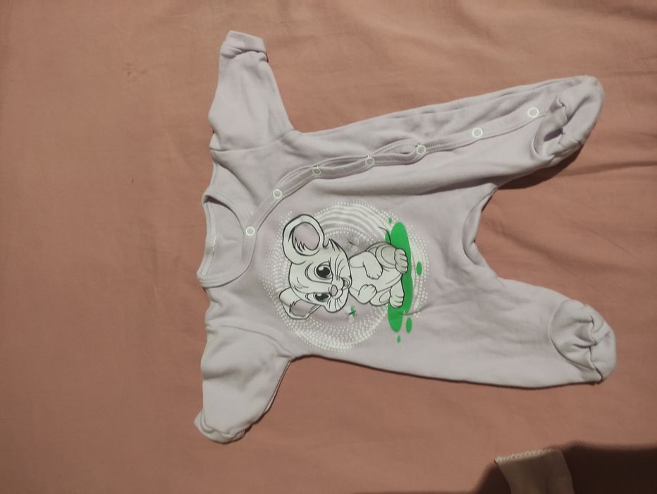 Бебешки ромпъри 0-3 месеца 56/62 размер ,подходящи за момече