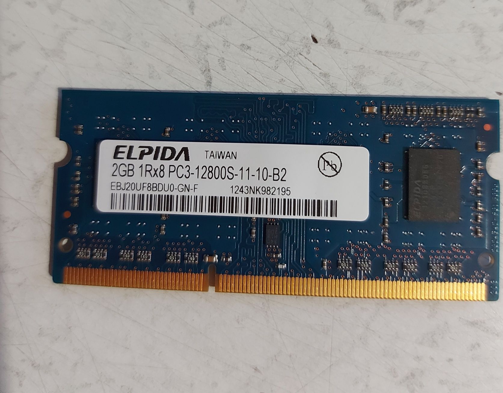 Память DDR3L 4GB 1600/ DDR3 2GB 1600/DDR3 2GB  10600/1333 MHz. Торг.