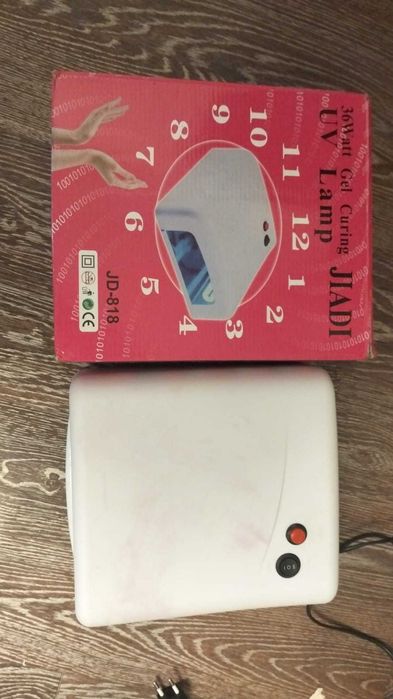 УФ лампа для маникюра