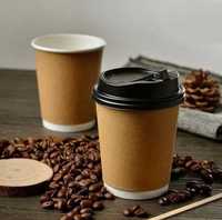 Одноразовые кофе стаканчики и кофе переноски в ассортименте