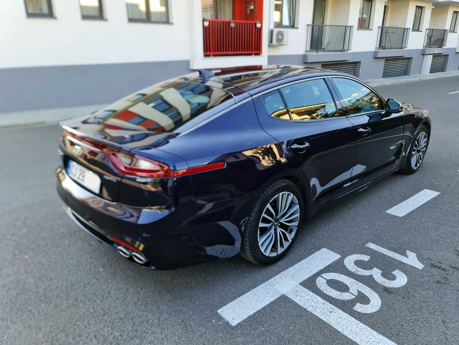 Kia Stinger GT in Garantie pana in 2027, 4x4 automat 2.2 Diesel