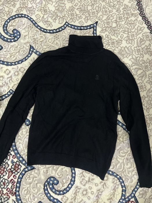 Vodalazkalar qora va oq rangda