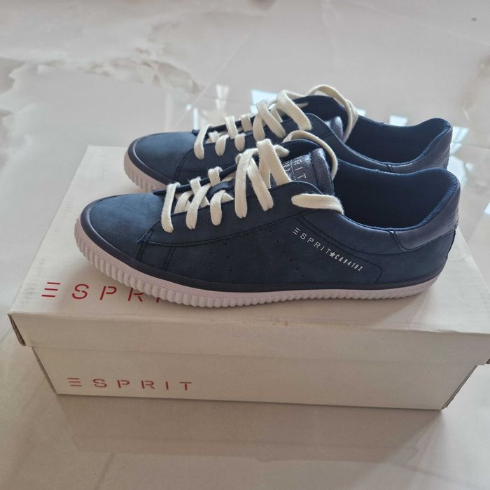 Нови кецове Esprit