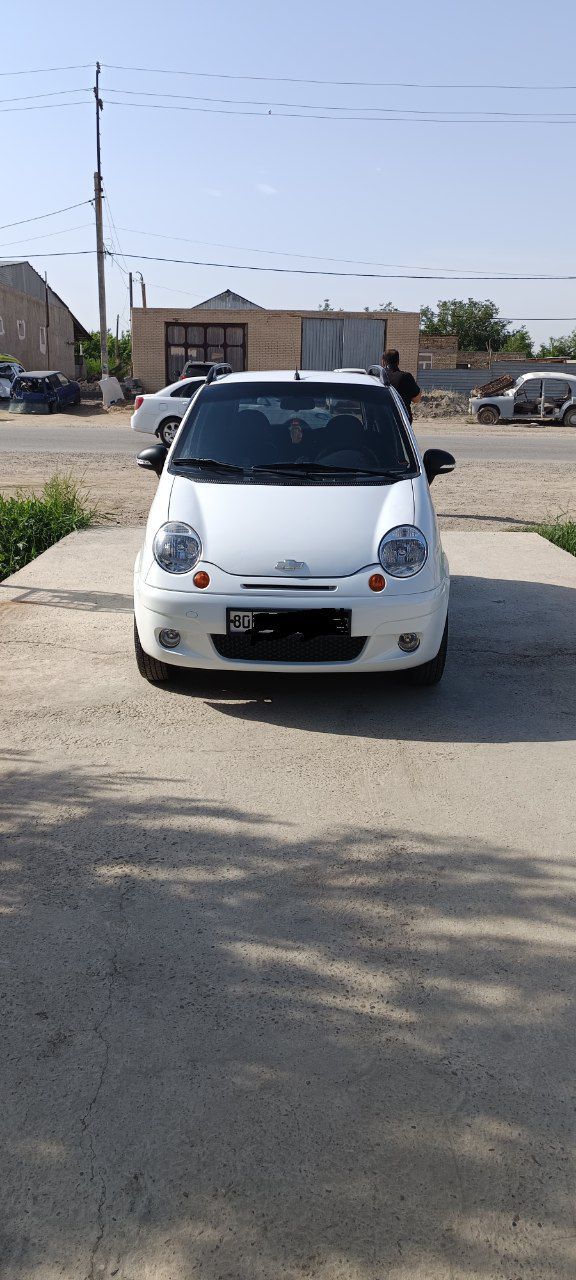 Matiz sotiladi lux kanditsioner
