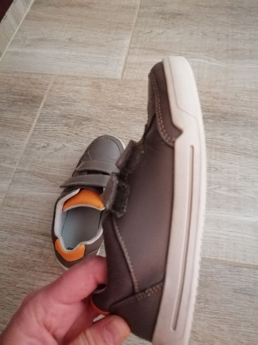 Маратонки Clarks 28,5 номер като НОВИ