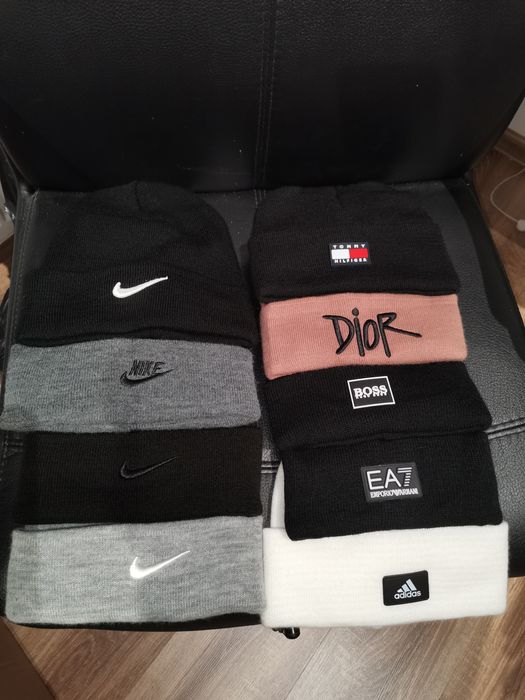 Căciula Nike Caciula Tommy Caciula HUGO Boss Fes Dior Fes Nike Fes EA7