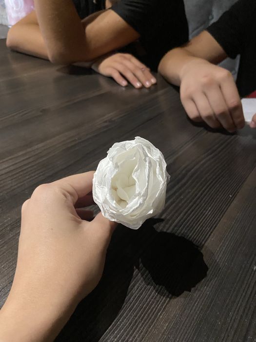 роза из салфеток