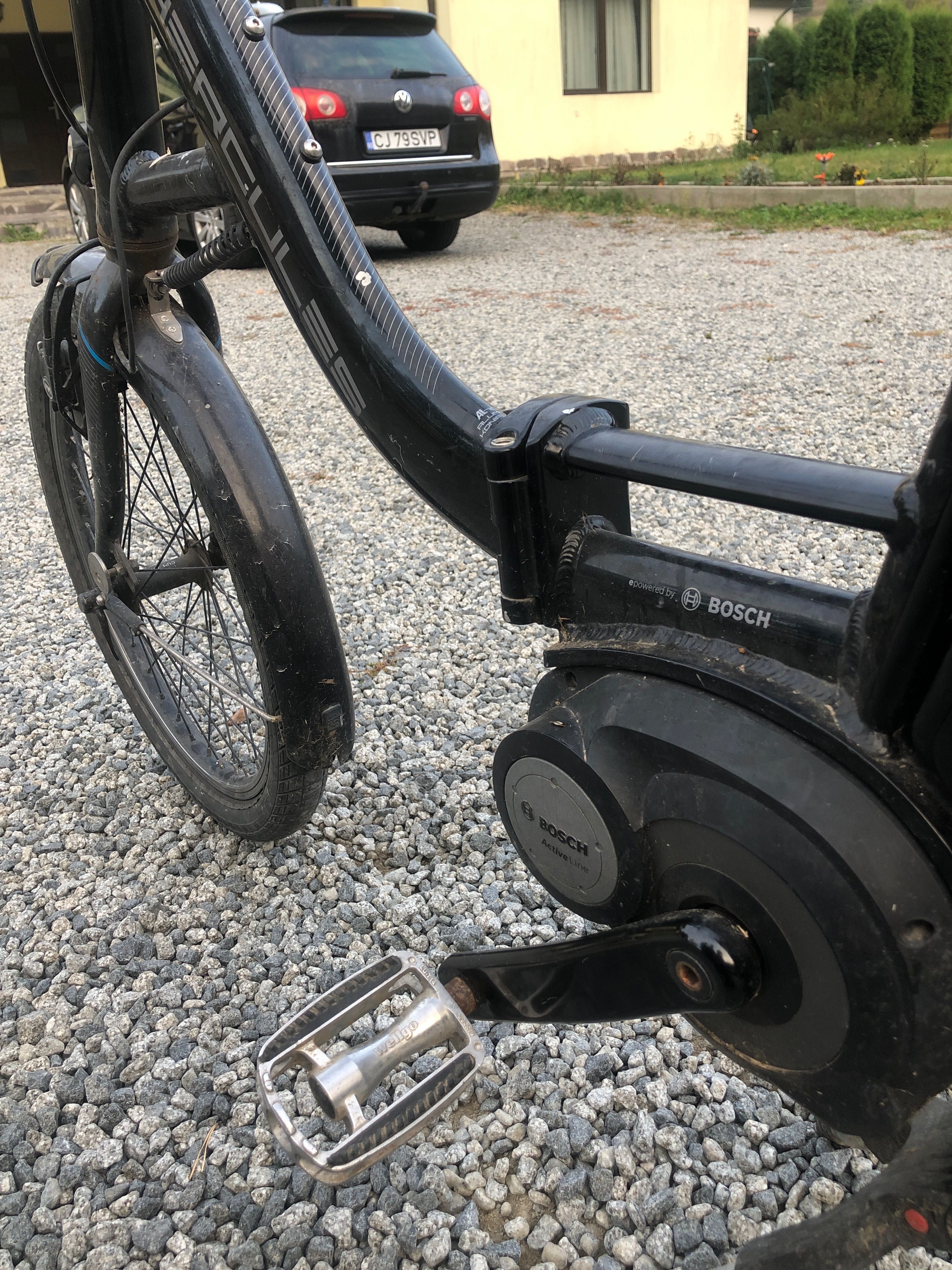 Vând bicicleta electrică Hercules cu baterie Bosch fără încărcător.