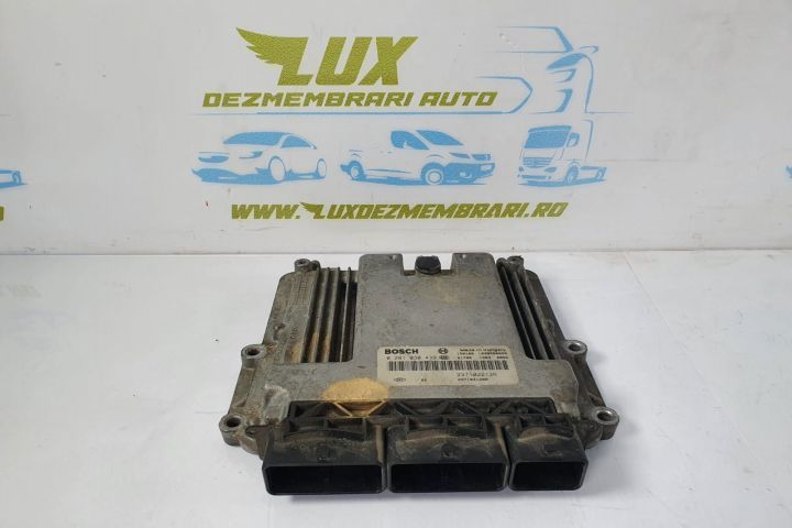 Calculator motor ecu 1.5 dci k9k 237102213r 0281030439 Dacia Logan 2 seria