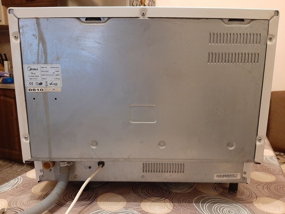 Съдомиялна Midea DW5A, работеща