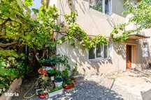Apartament la casa, teren de 161mp, Strand-Sub Arini