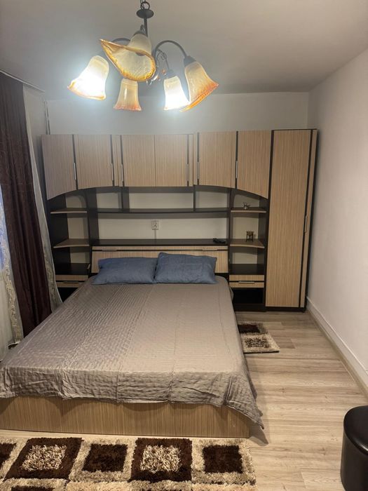 Închiriez apartament două camere
