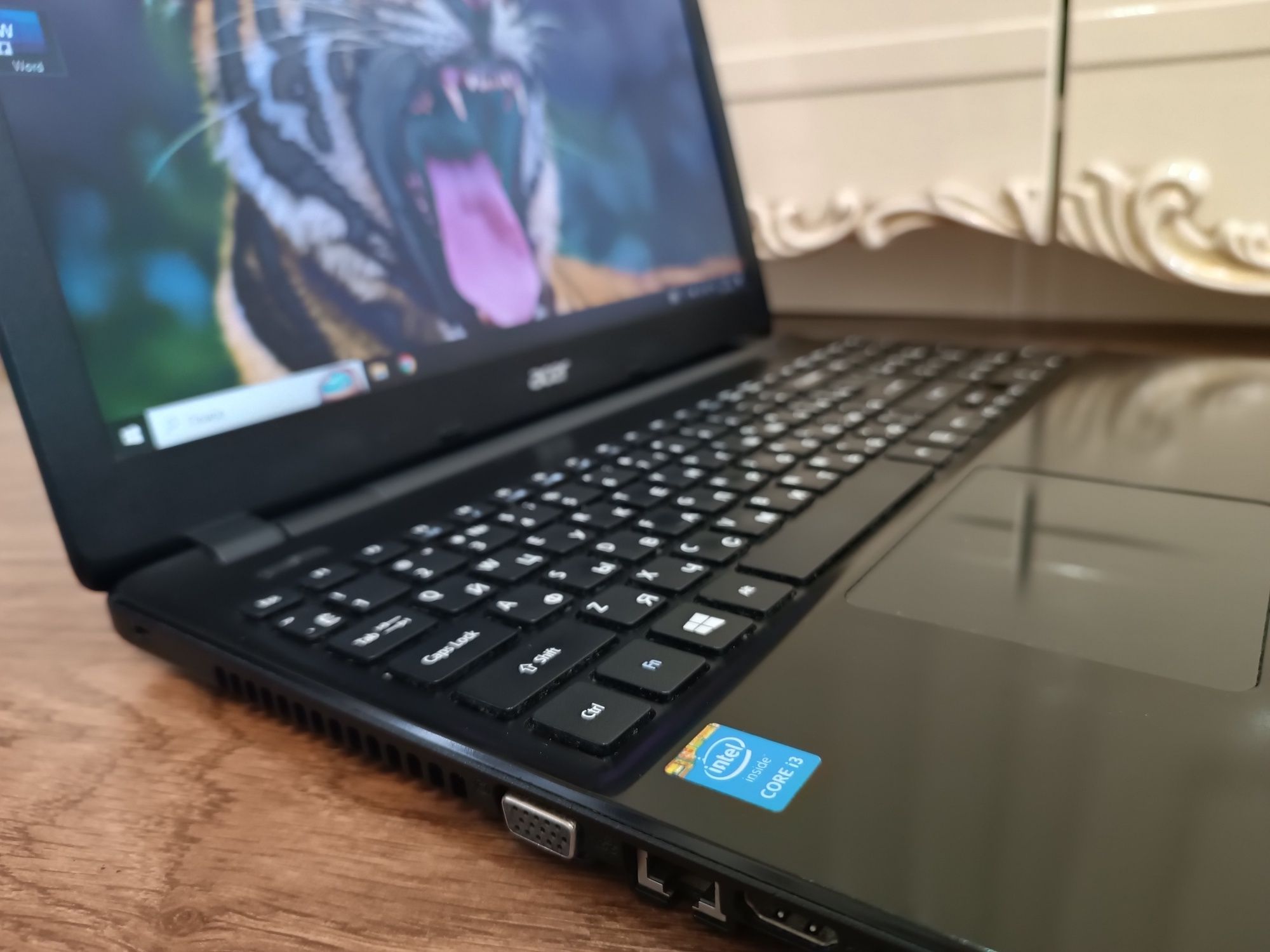 Notebook ACER WINDOWS 10 в хорошем состоянии.