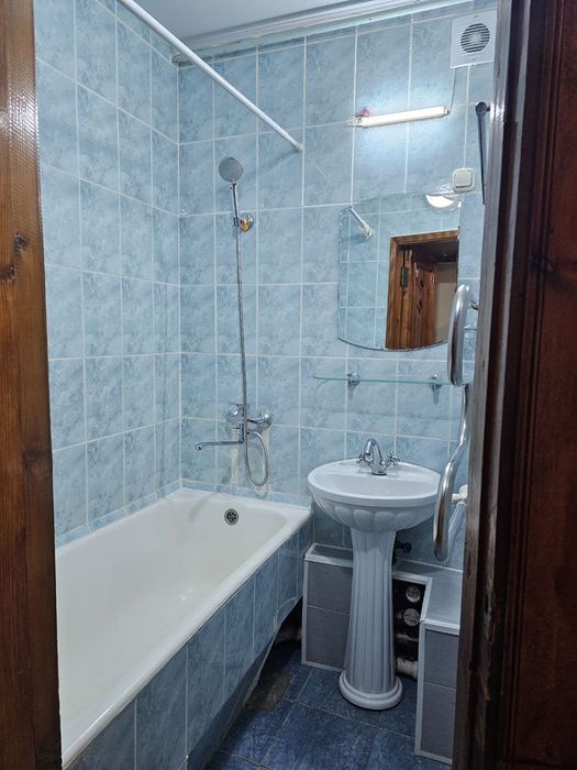 Сдаю 2/2/4.Ц 13.укрмплектованая пер.в3х