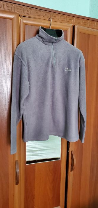 Свитер привозной