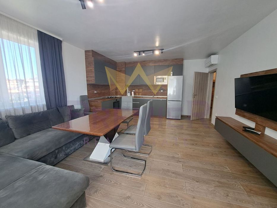 Дава се под наем Тристаен апартамент в Варна, Възраждане 1 - 97 кв.м за 663 € - Снимка #1