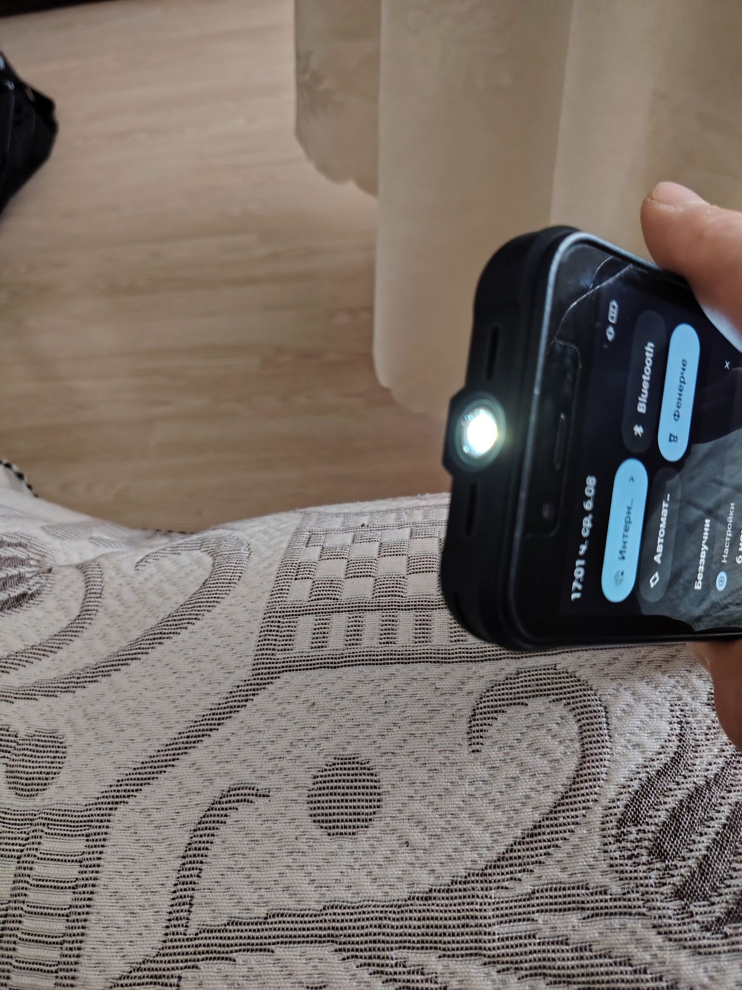 Продавам мобилен телефон Ulefone Armor Power 16s
