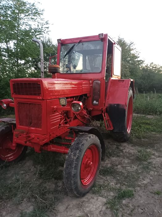 Tractor romanesc+plug