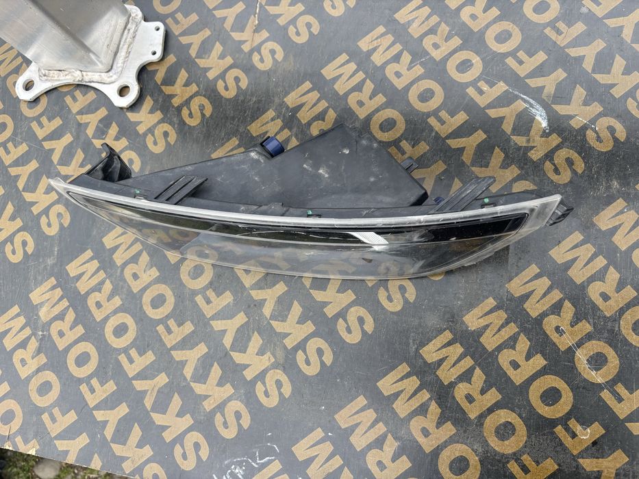 Халоген Skoda Fabia 3