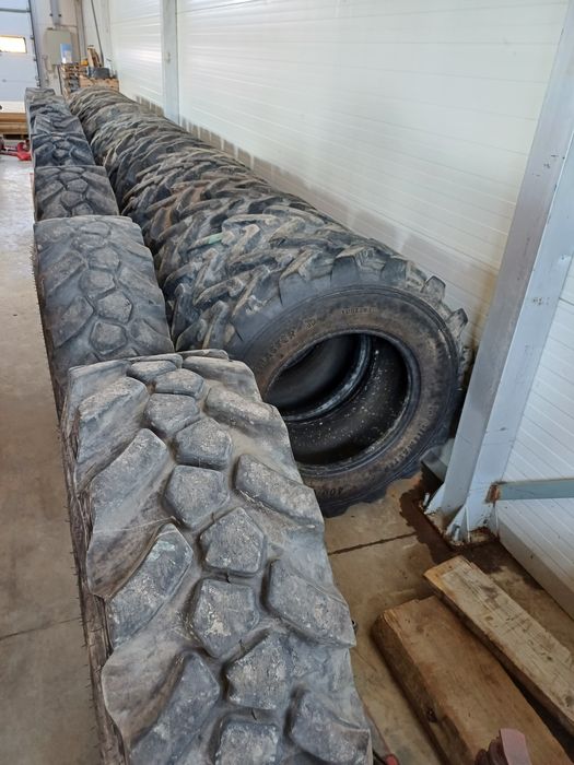 Cauciucuri utilaje dumpere manitou jcb telescopic