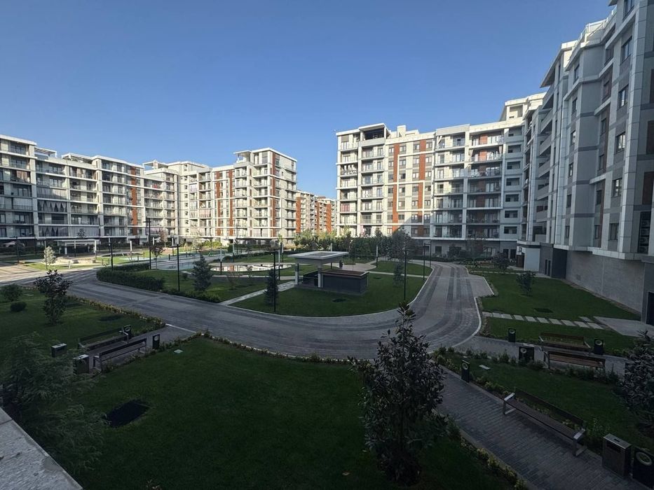Продаётся 3-х комнатная квартира в ЖК Gardens Residence 91 м2