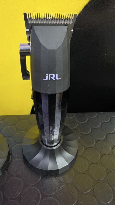 Професионална машинка JRL FF2020