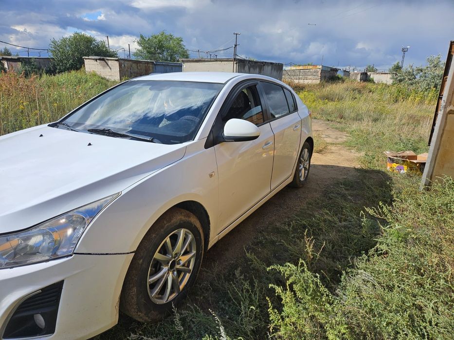 Продам автомобиль Chevrolet Cruze