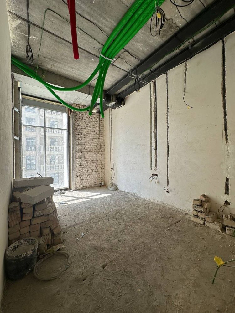 СРОЧНО продается квартира 3/2/7 новостройка, 85м2, ЖК Oq Saroy Делюкс