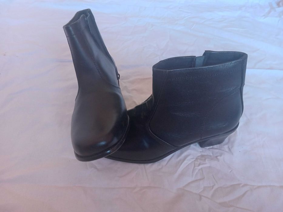 Обувки дамски естествена кожа чисто нови