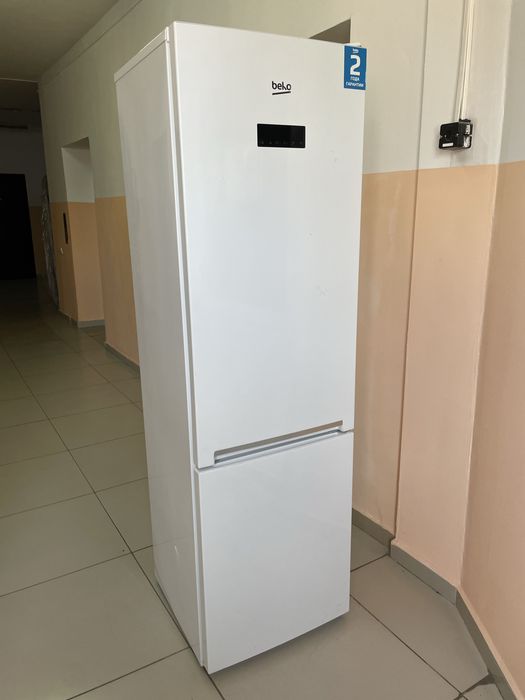 Продам холодильник, 3 года в изпользований. Хорошем состоянием,