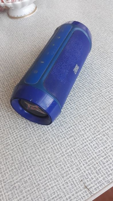 Продам портативную колонку