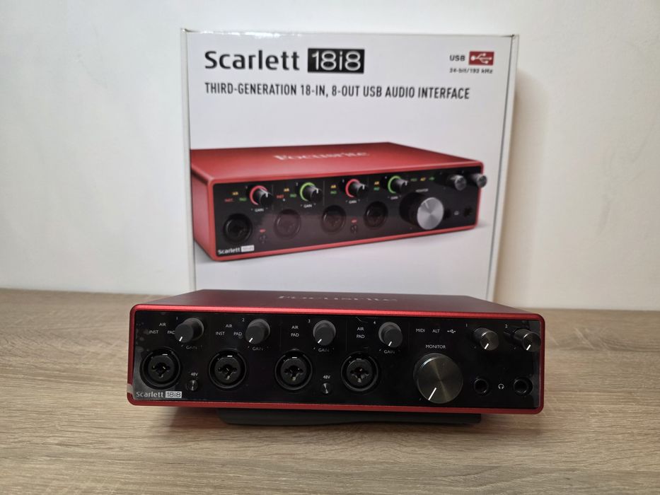 Placa de sunet Focusrite 18i8 gen3