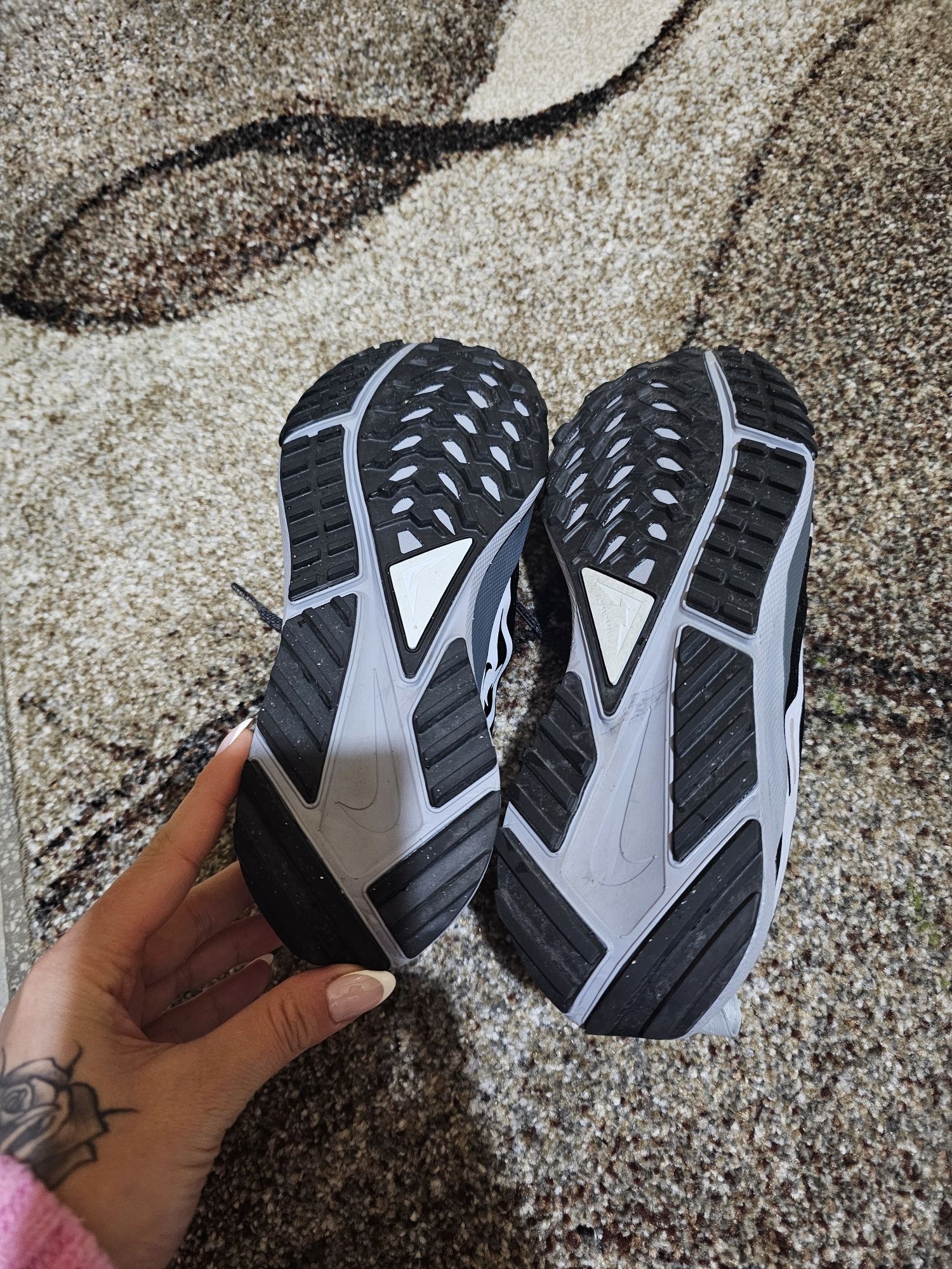 Унисекс маратонки Nike