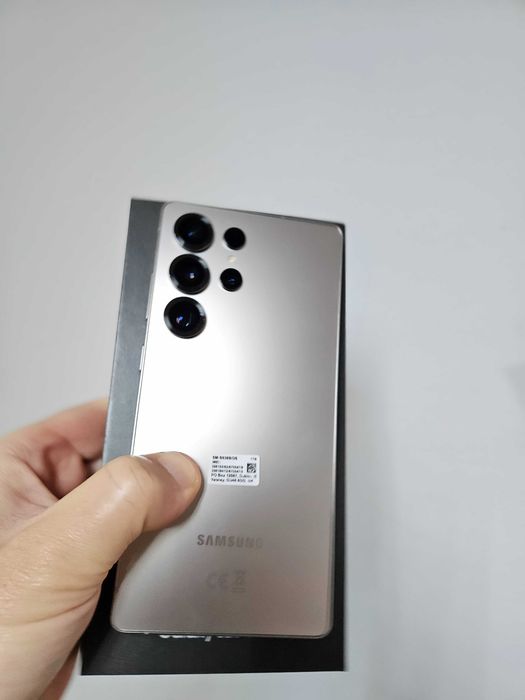 Samsung Galaxy S25 ultra 1 Tb nou la cutie.