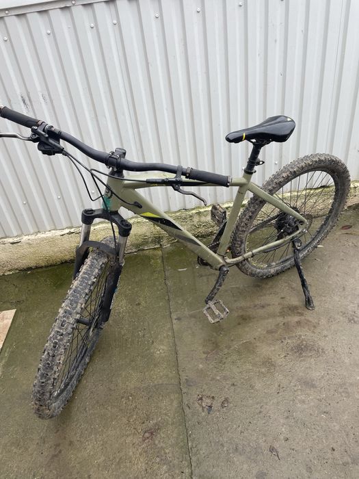 Vând bicicleta citeste descrierea