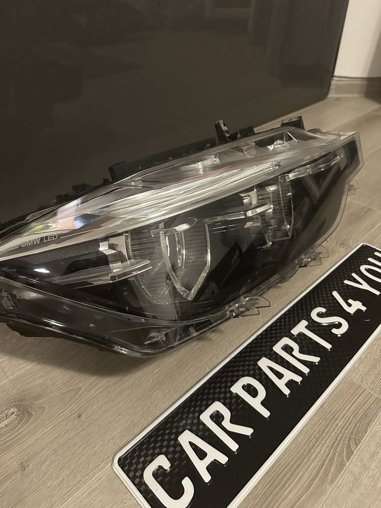 Фар десен BMW F30 LCI LED Black Line БМВ Ф30 ЛЕД Перфектен